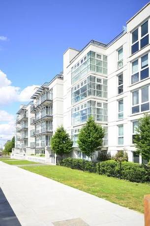 1 bedroom Flat for s...