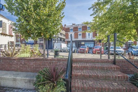 1 bedroom Flat for s...