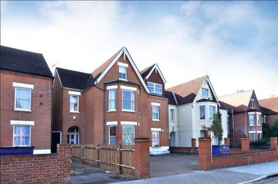 3 bedroom Flat to re...