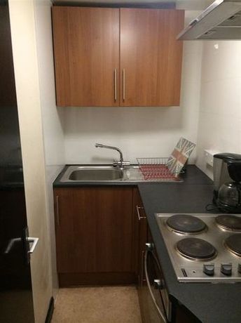 4 bedroom Flat to re...
