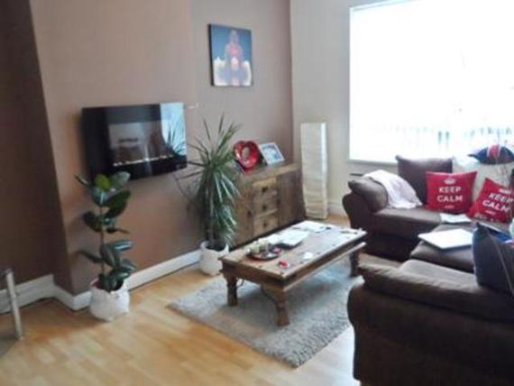 1 bedroom Flat to re...