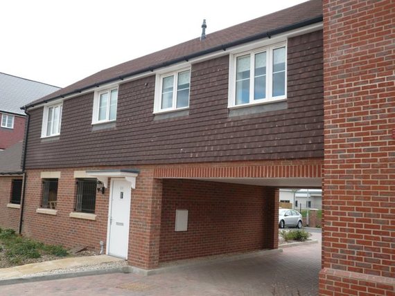 2 bedroom Maisonette...