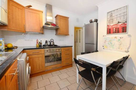 2 bedroom Flat to re...