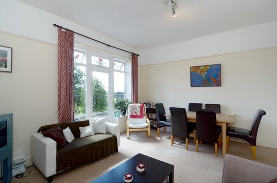 2 bedroom Flat to re...