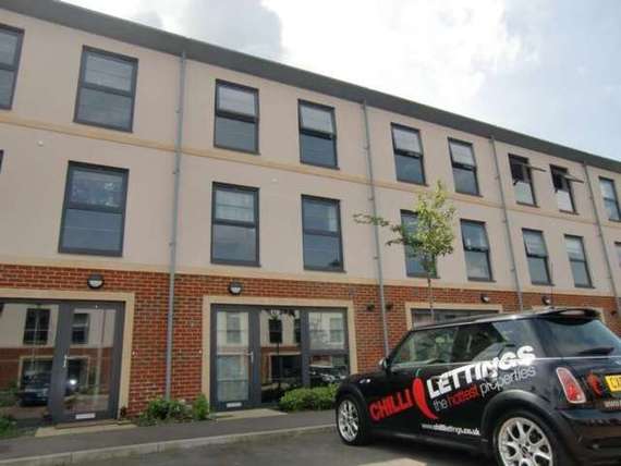 4 bedroom Town House...