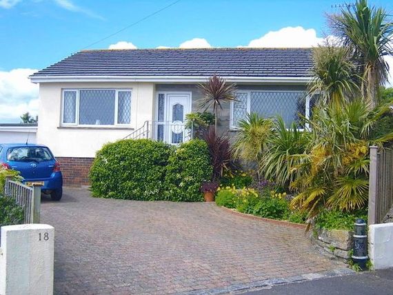 2 bedroom Detached t...