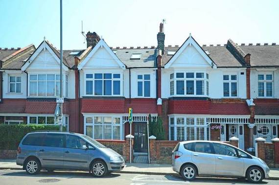 5 bedroom Detached t...