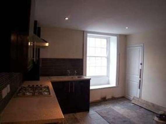 1 bedroom Maisonette...