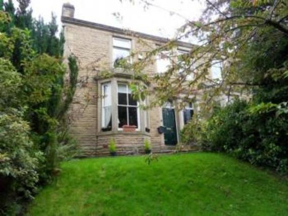 5 bedroom Terraced t...