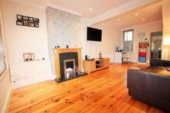 2 bedroom Terraced f...