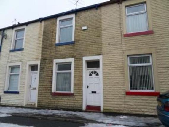 2 bedroom Terraced t...