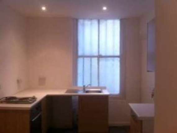 3 bedroom Flat to re...