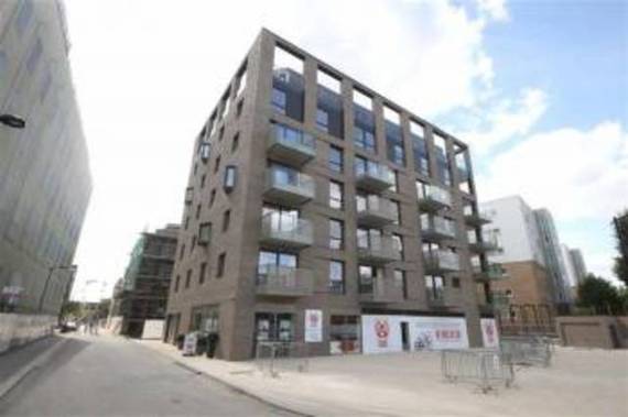 1 bedroom Property t...