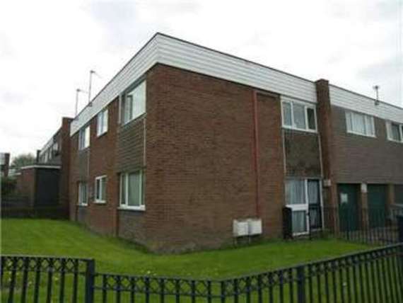 2 bedroom Flat to re...