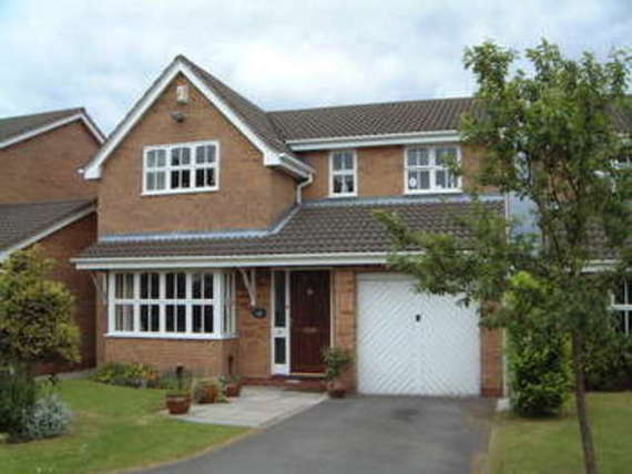 4 bedroom Detached t...