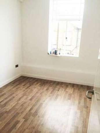 2 bedroom Flat to re...