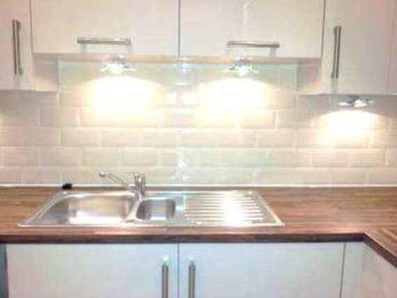 2 bedroom Flat to re...