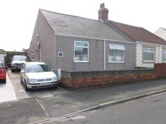 2 bedroom Bungalow f...