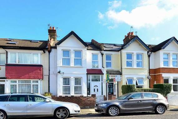 4 bedroom Detached f...