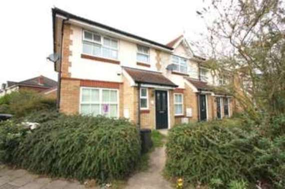 3 bedroom Semi-Detac...