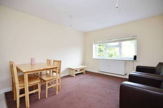 1 bedroom Flat to re...