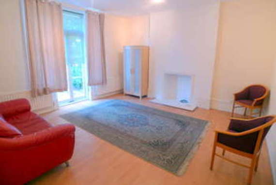 1 bedroom Flat to re...