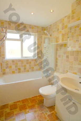 2 bedroom Flat to re...