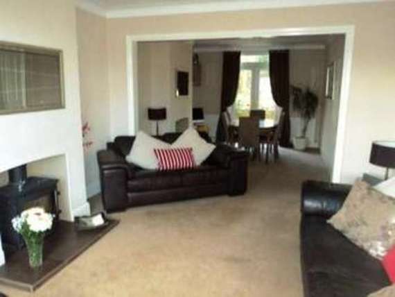 4 bedroom Semi-Detac...