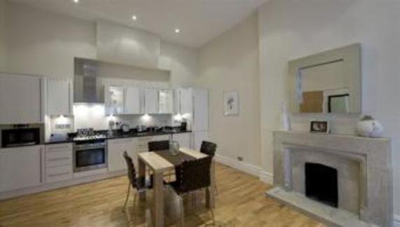 2 bedroom Apartment...