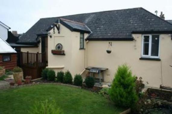3 bedroom Detached f...