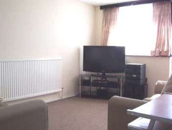 1 bedroom Flat for s...