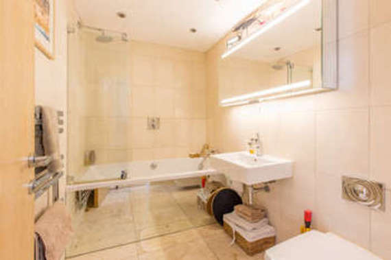 2 bedroom Apartment...