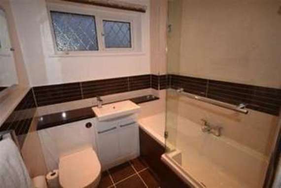 3 bedroom Detached t...