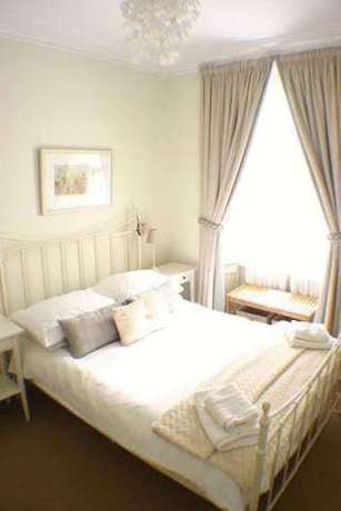 2 bedroom Detached f...