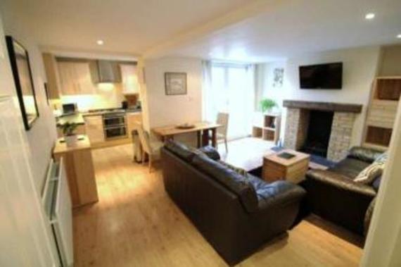 1 bedroom Apartment...