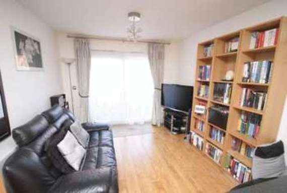 1 bedroom Flat for s...