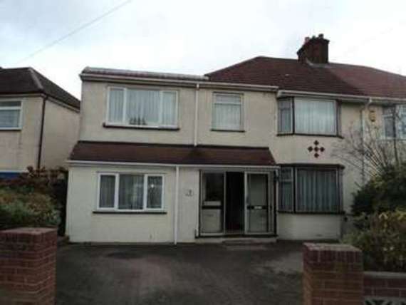 6 bedroom Semi-Detac...