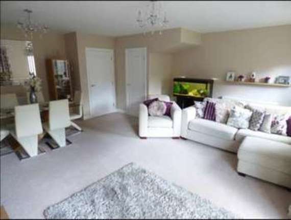 3 bedroom Semi-Detac...