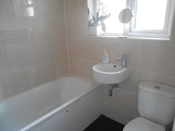 3 bedroom Terraced t...
