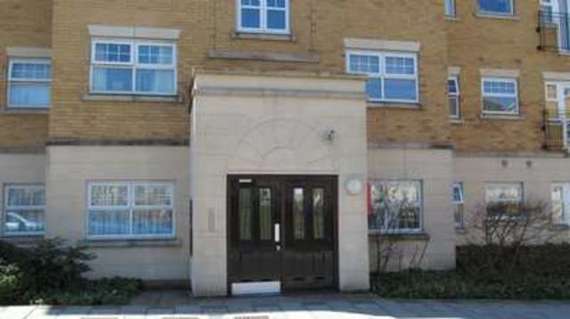2 bedroom Flat to re...
