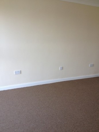 2 bedroom Flat to re...