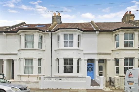 3 bedroom Terraced f...