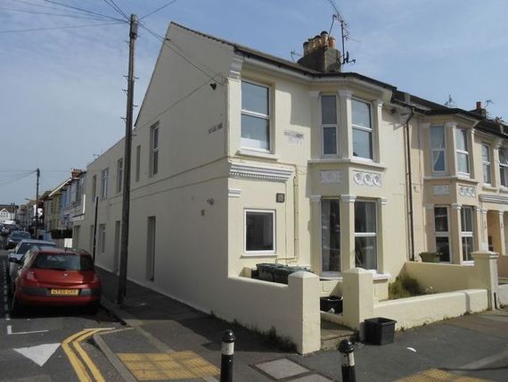 1 bedroom Flat to re...