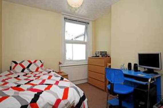 4 bedroom Terraced f...