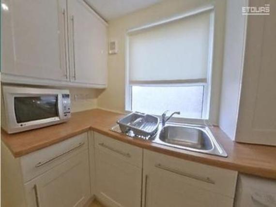 3 bedroom Flat to re...