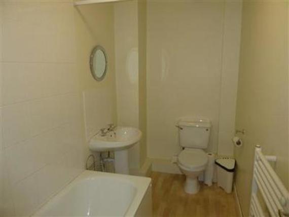 4 bedroom Detached t...
