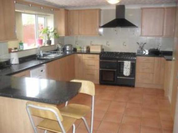 3 bedroom Terraced f...