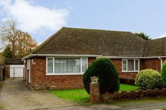 2 bedroom Detached f...