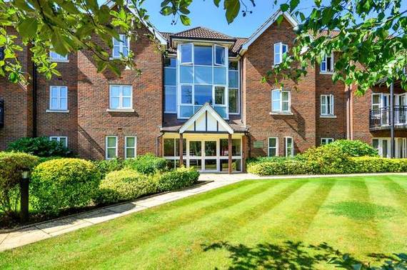 2 bedroom Flat to re...