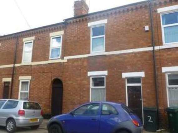 4 bedroom Terraced t...